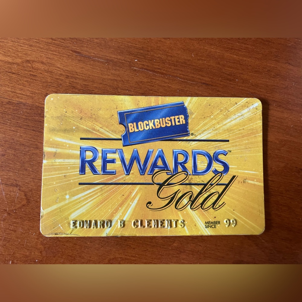 RARE VINTAGE ORIGINAL BLOCKBUSTER GOLD REWARD VIDEO MEMBERSHIP CARD